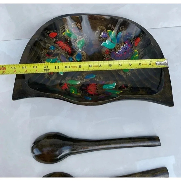 Folk Art Hand Carved Wooden Bowl Serving Utensils Hand Painted Serving Dish - Picture 7 of 11